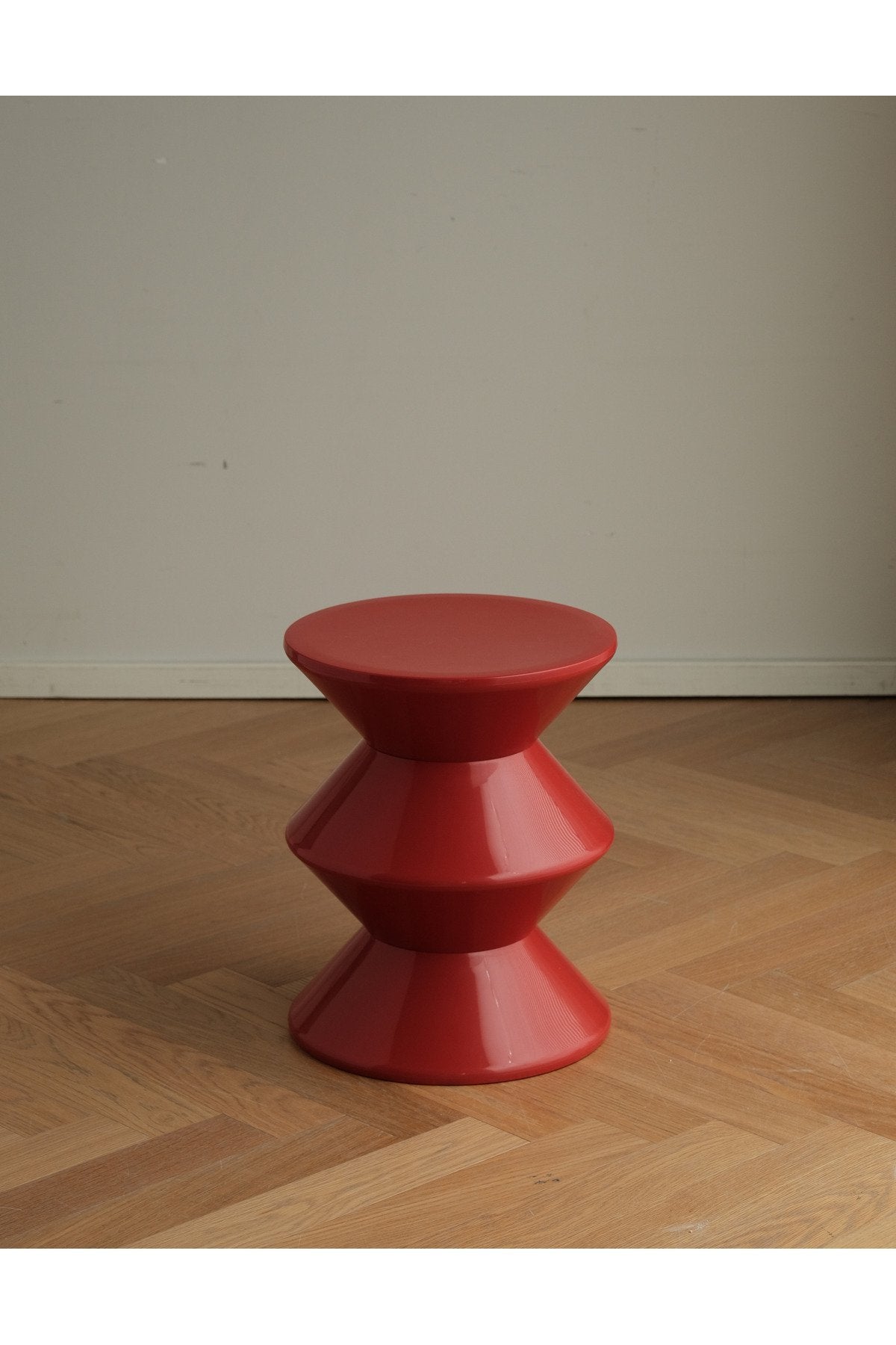 Sisilya Yetişkin Yan Sehpa-Kırmızı