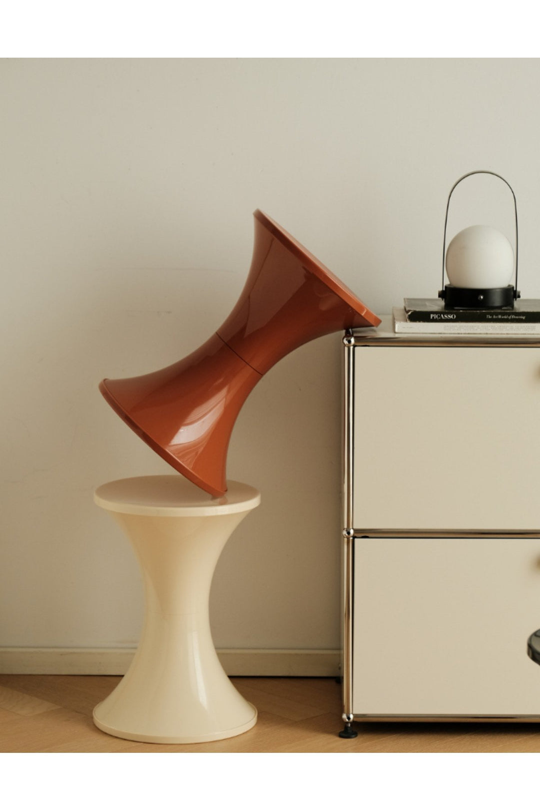 Hooni Yan Sehpa-Kahve