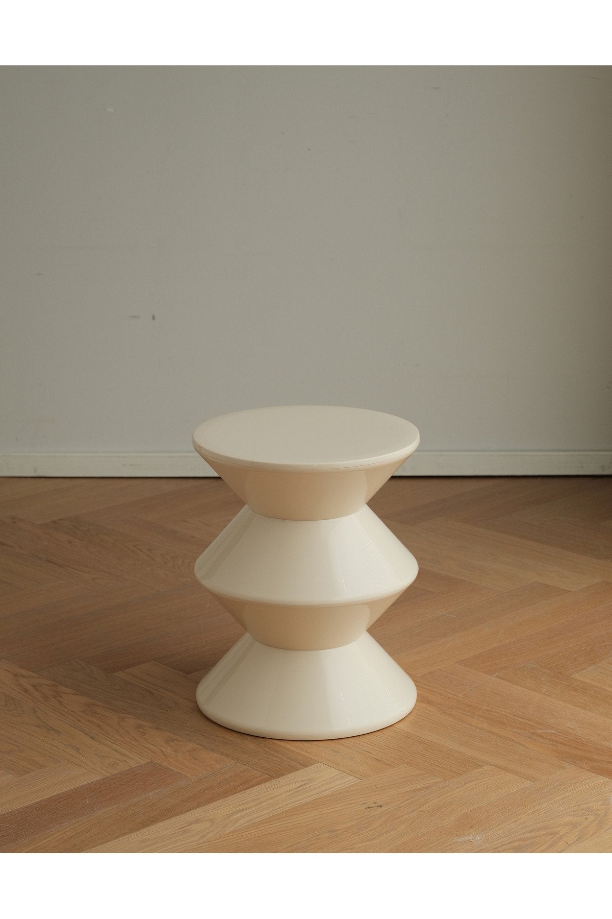 Sisilya Yetişkin Yan Sehpa-Krem